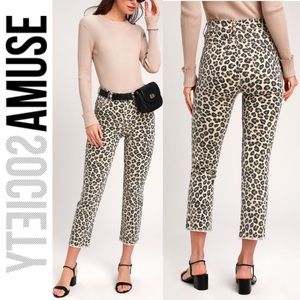 🆕 Amuse Society Beige Leopard High Rise Jeans